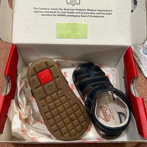 See Kai Run Jude III Leather Sandal, sz 4 toddler